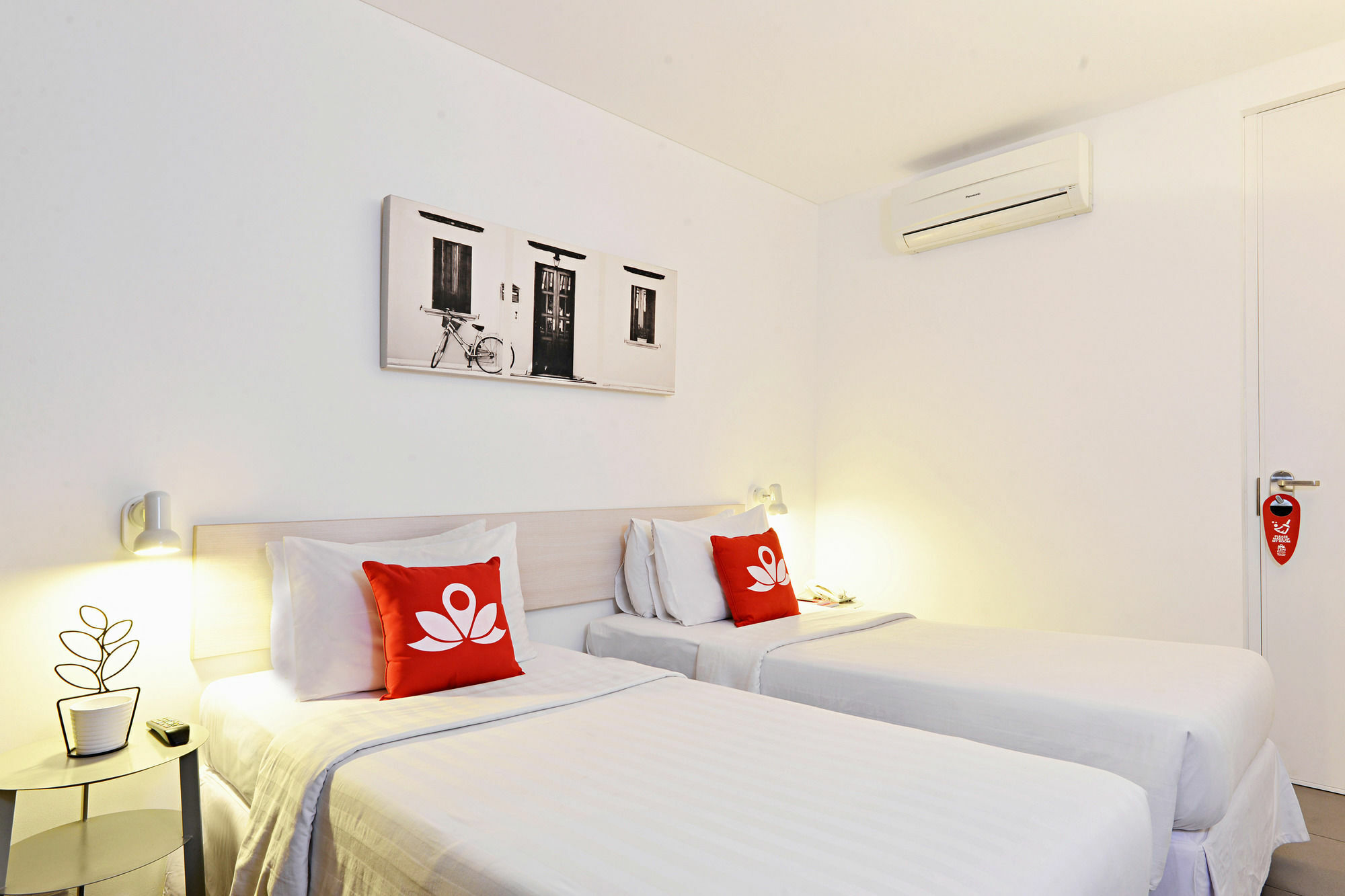 Zen Rooms Halimun Palasari Bandung Bagian luar foto